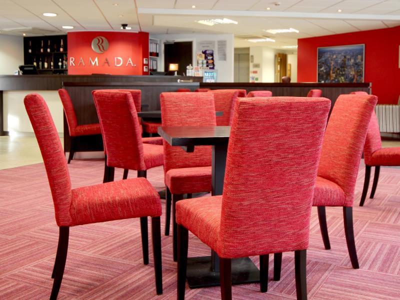 Ramada London Stansted Airport Ξενοδοχείο Μπίσοπς Στόρτφορντ Εξωτερικό φωτογραφία