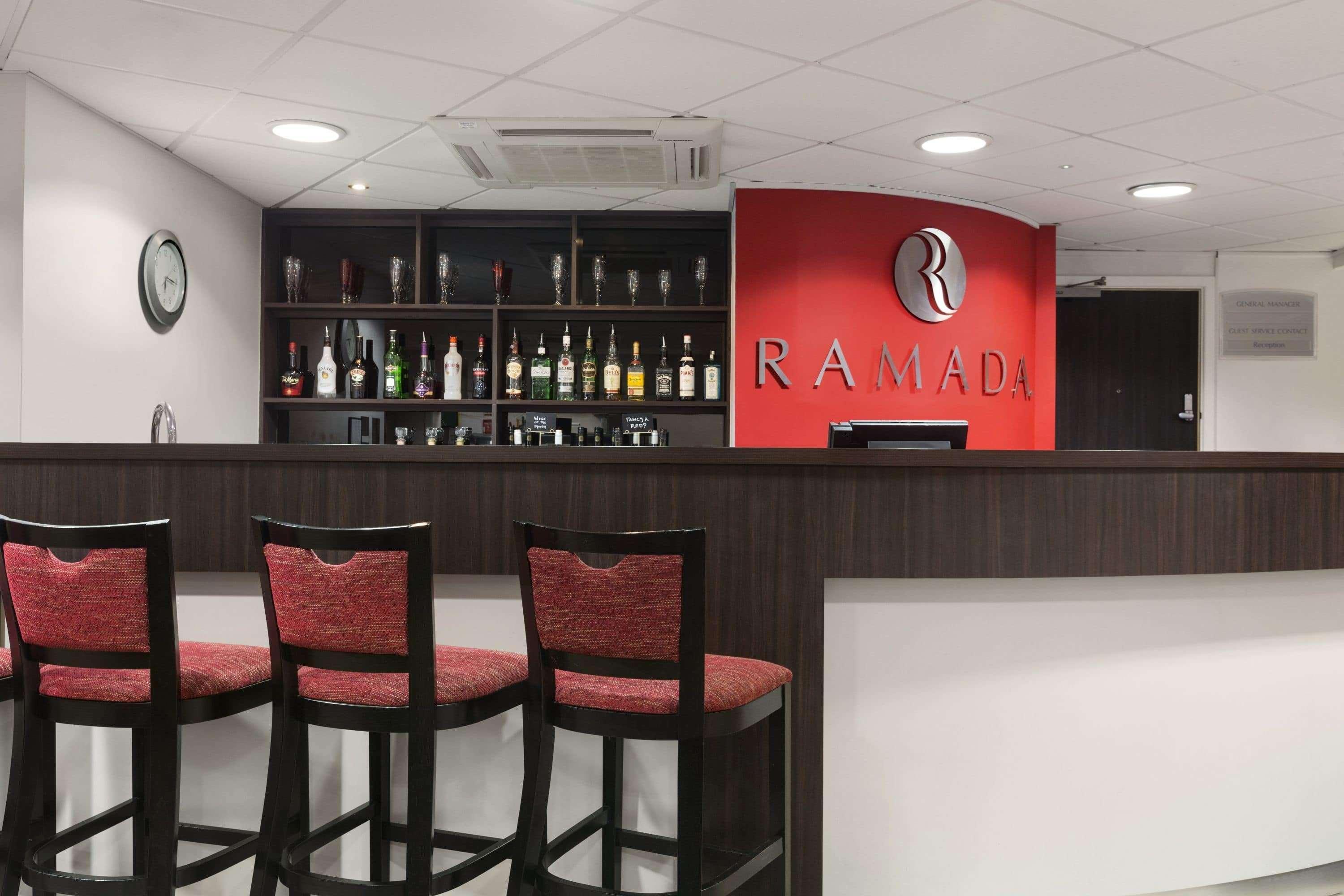 Ramada London Stansted Airport Ξενοδοχείο Μπίσοπς Στόρτφορντ Εξωτερικό φωτογραφία