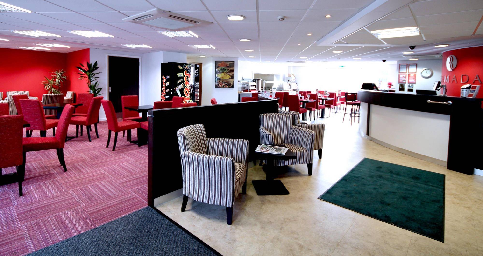 Ramada London Stansted Airport Ξενοδοχείο Μπίσοπς Στόρτφορντ Εξωτερικό φωτογραφία